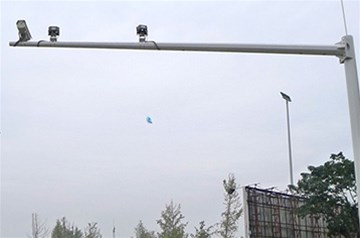 山西公路監(jiān)控桿施工中應(yīng)注意哪些問題？太原市鑫雨杭告訴您